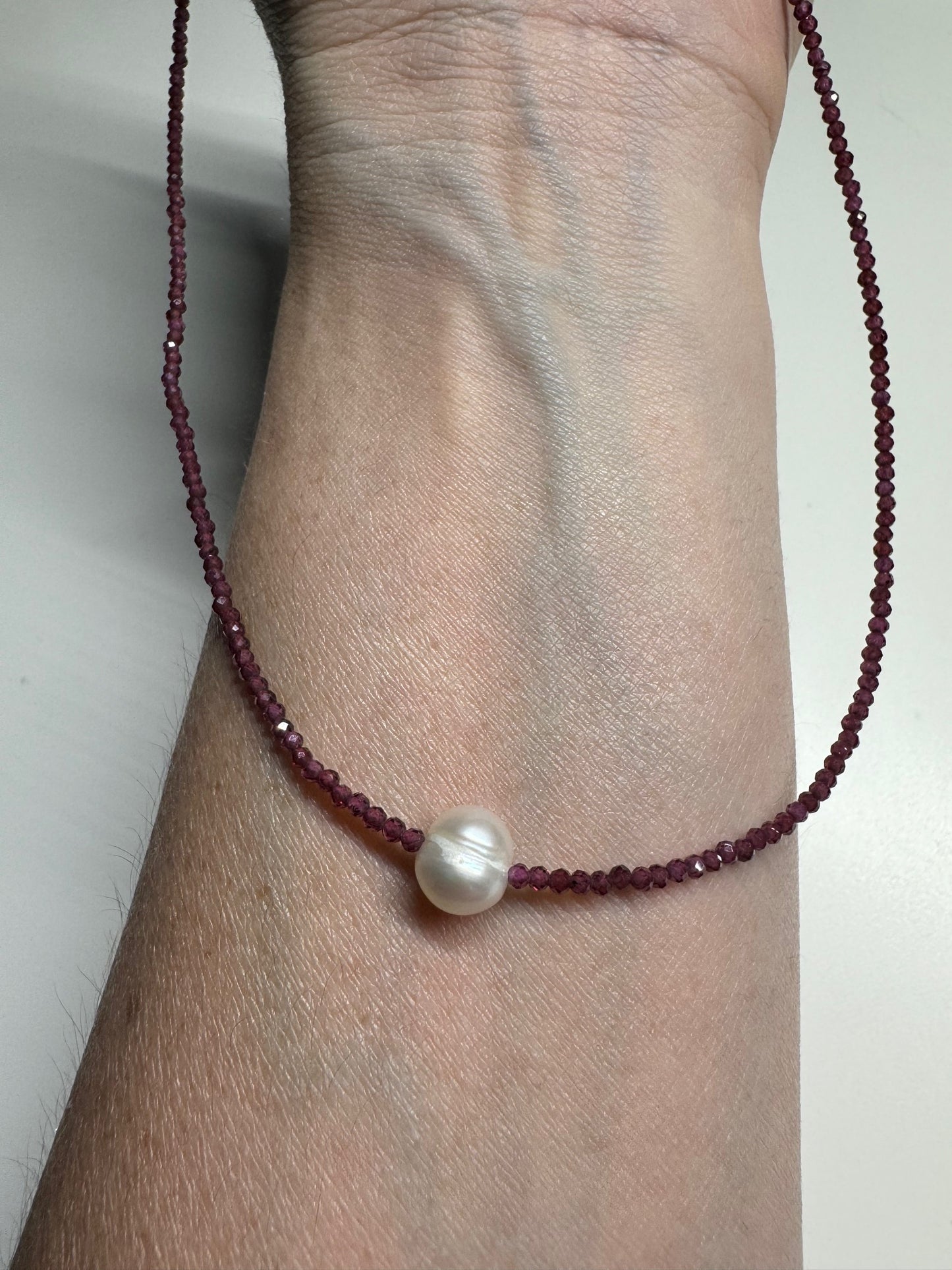 Faceted Necklaces with natural pearl