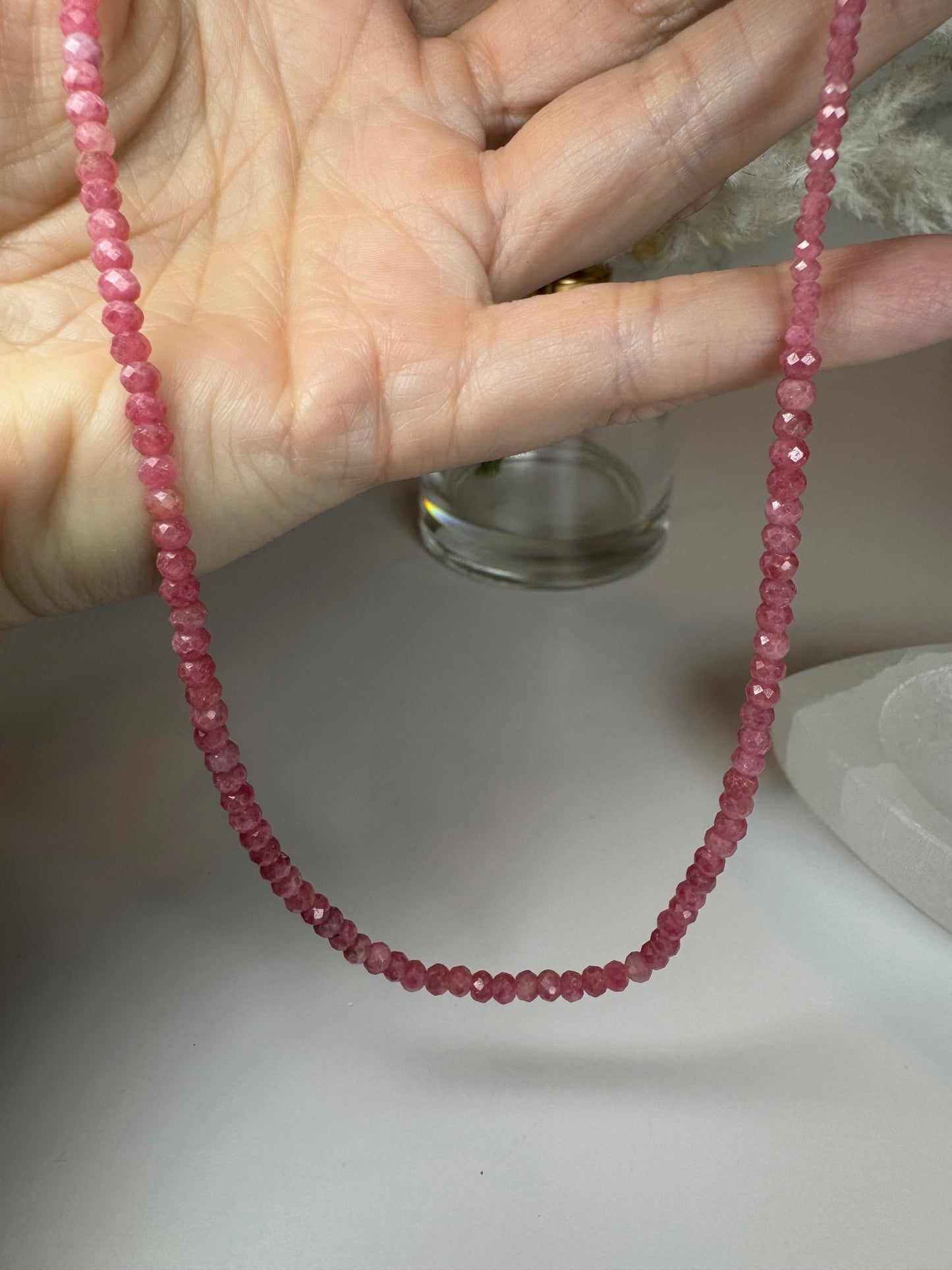 Faceted Rhodonite necklace 3-4 mm