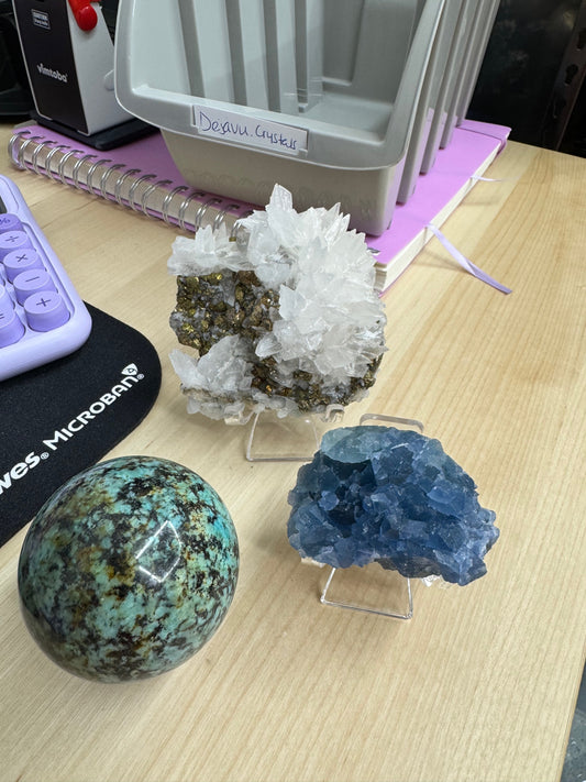 dejavu.crystals