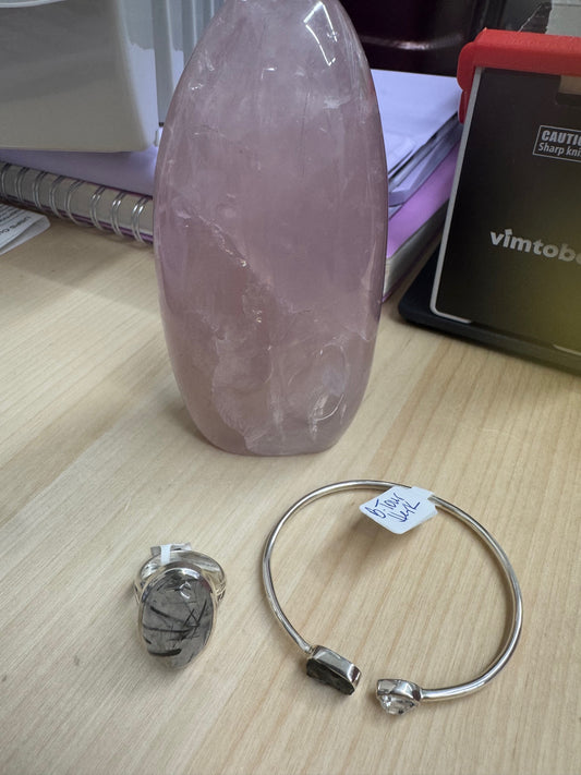 strawberrymoonluvbug